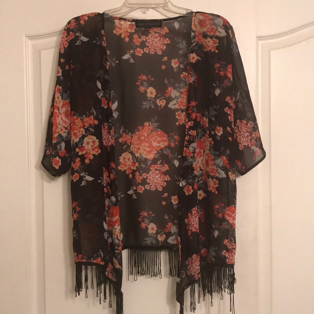 ✖️ALMOST FAMOUS FLORAL CARDIGAN ✖️